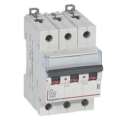 Legrand Авт выкл 3П D 32А 10кА DX3 408092 /1шт/